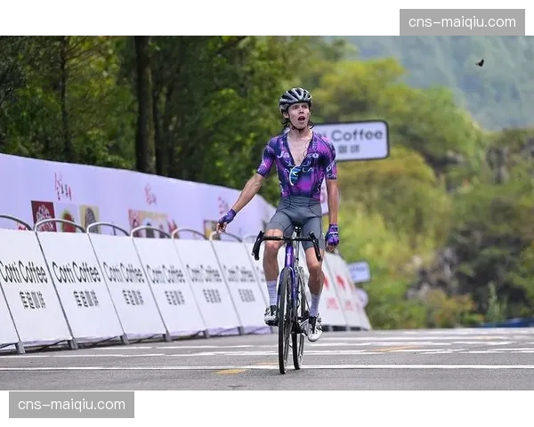 多支世巡赛车队公布环意赛初步阵容，GC车手与冲刺手名单渐明朗