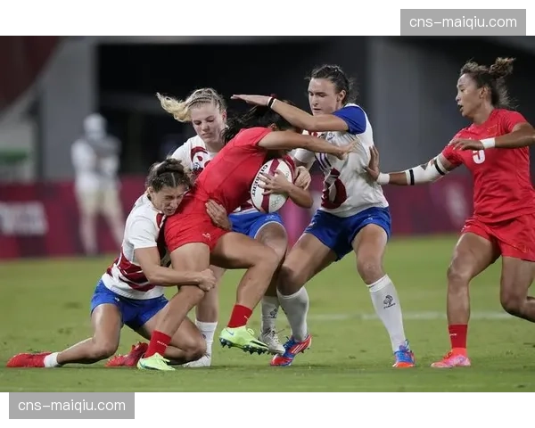 日本大学橄榄球锦标赛:早稻田大学逆转战胜庆应义塾大学夺冠 日本大学橄榄球锦标赛:早稻田大学逆转战胜庆应义塾大学夺冠